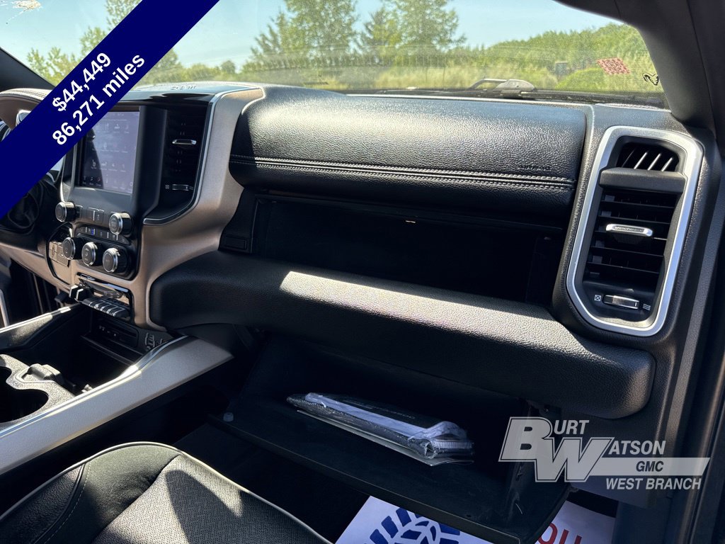 Used 2019 RAM 2500 Laramie w/ Black Appearance Package AWD/4WD image 48