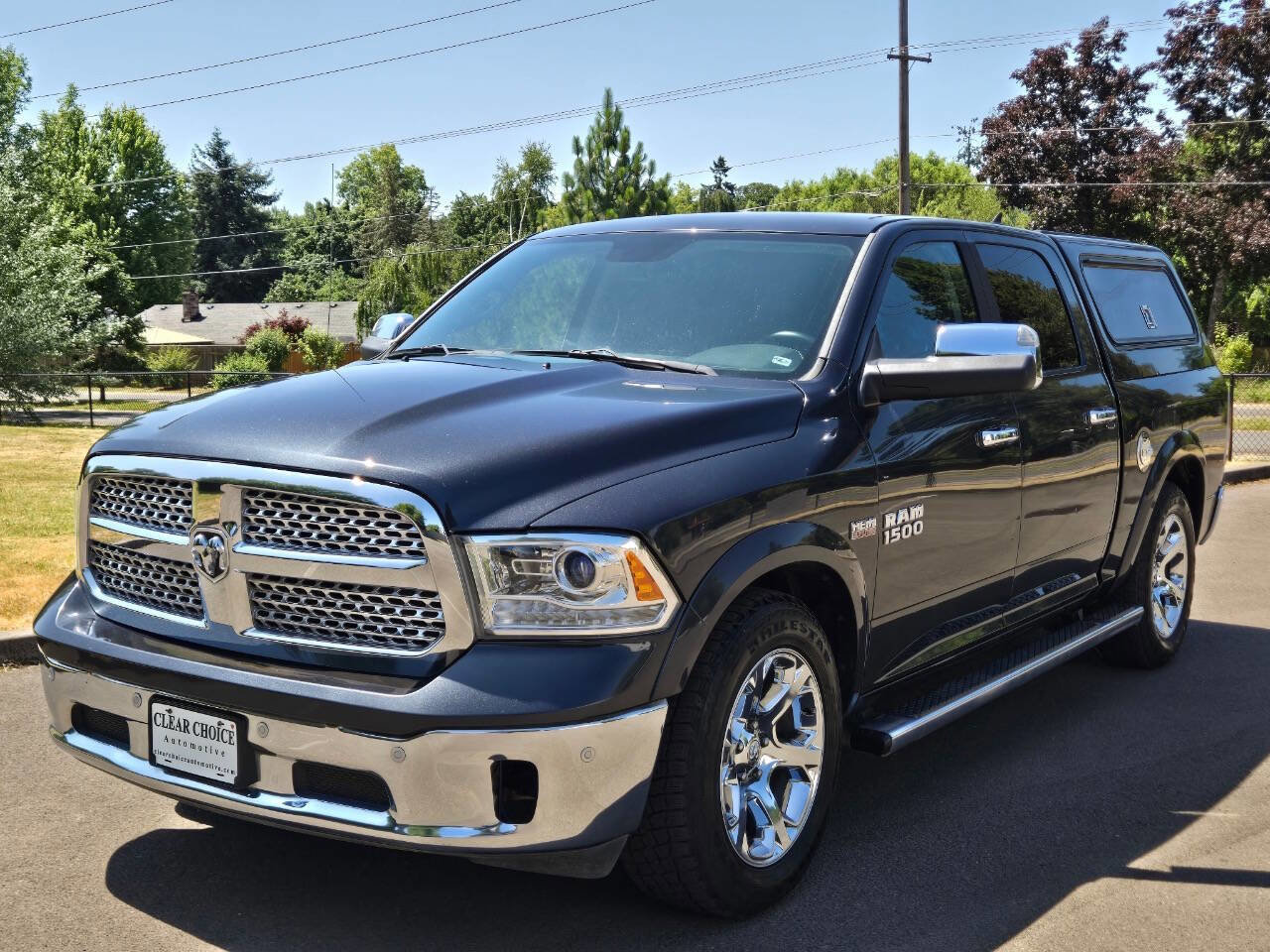 Used 2015 RAM 1500 Laramie w/ Convenience Group image 28