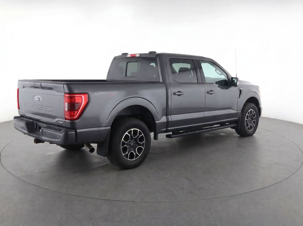 Used 2022 Ford F150 XLT w/ Equipment Group 302A High AWD/4WD image 4