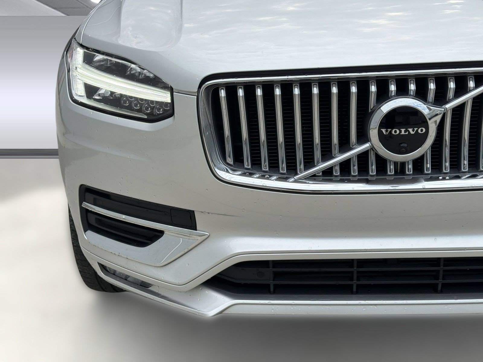 Certified 2022 Volvo XC90 T6 Inscription w/ Advanced Package AWD/4WD image 28