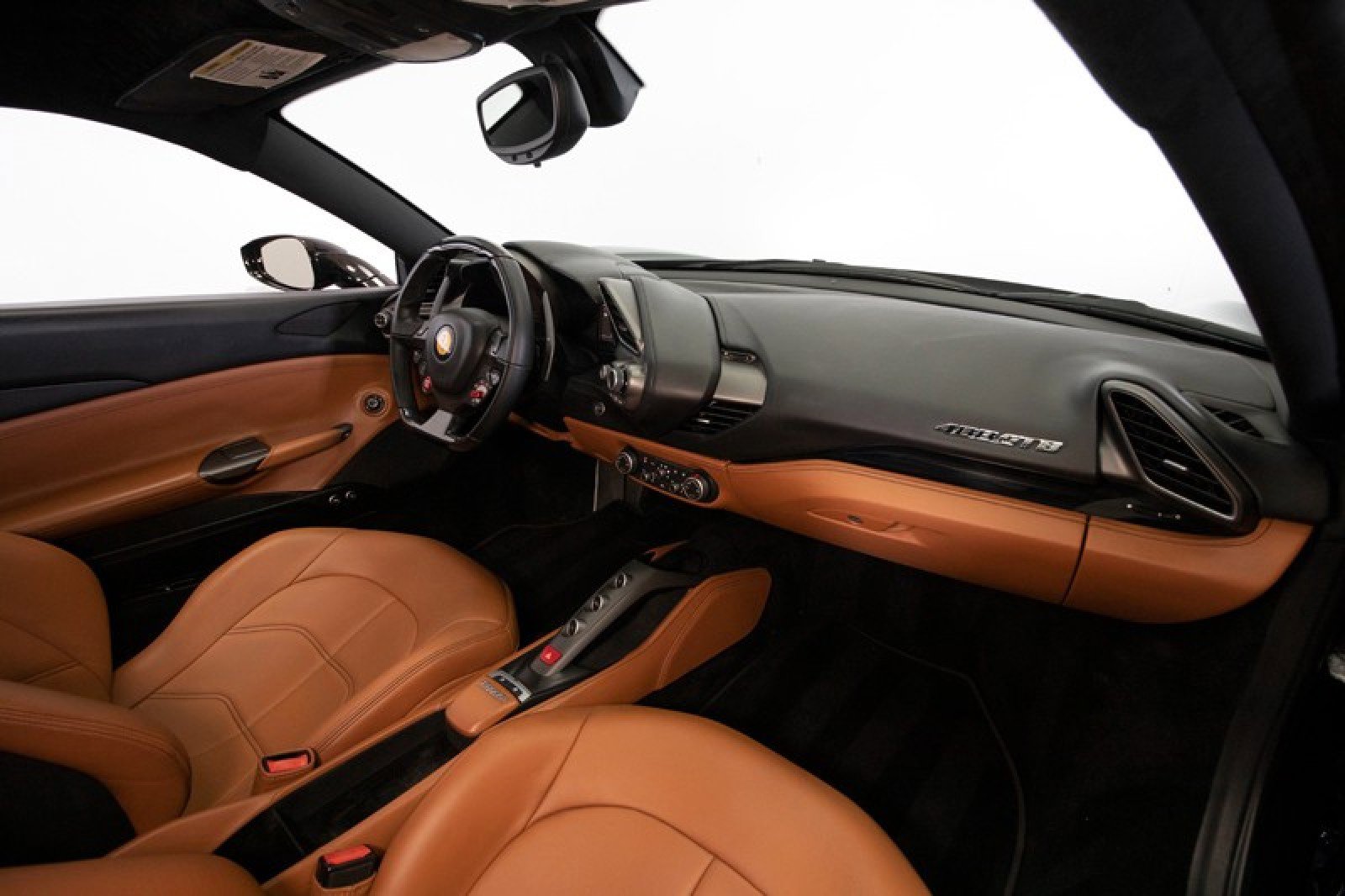 Used 2018 Ferrari 488 GTB image 47