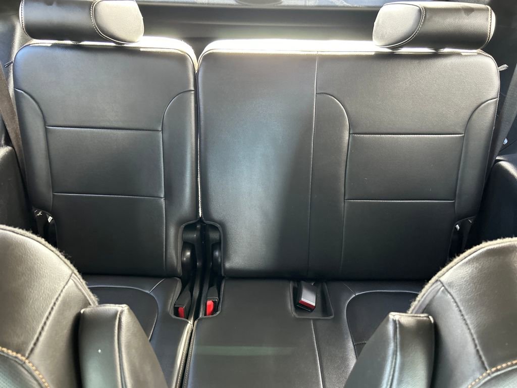 Used 2021 Chevrolet Traverse Premier image 23