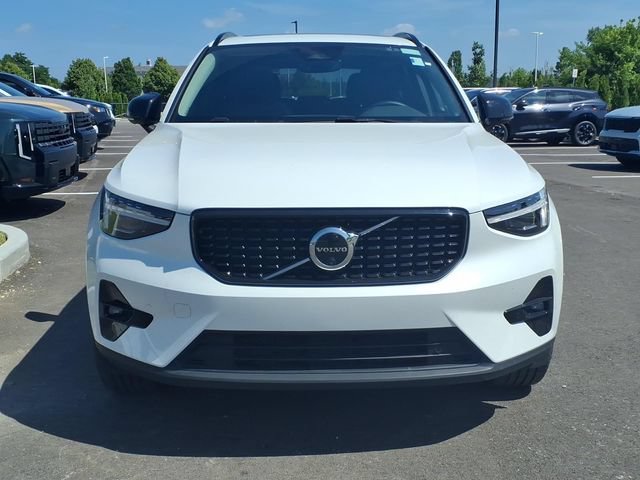 Used 2026 Volvo XC40 B5 Plus AWD/4WD image 26