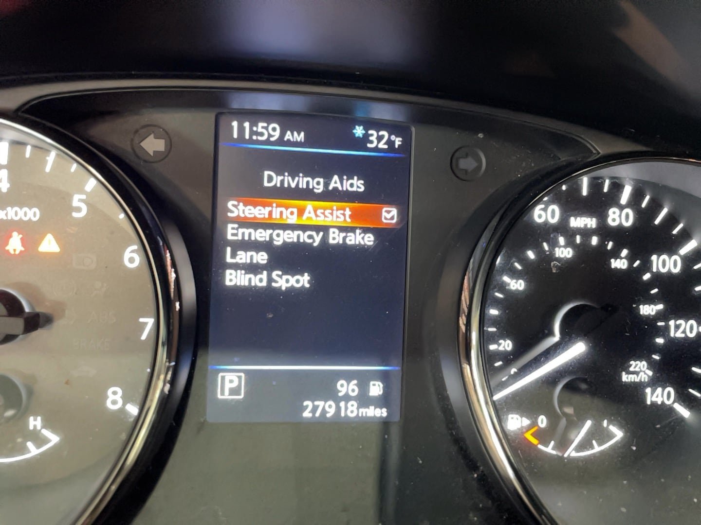 Used 2021 Nissan Rogue Sport SV w/ Technology Package AWD/4WD image 9