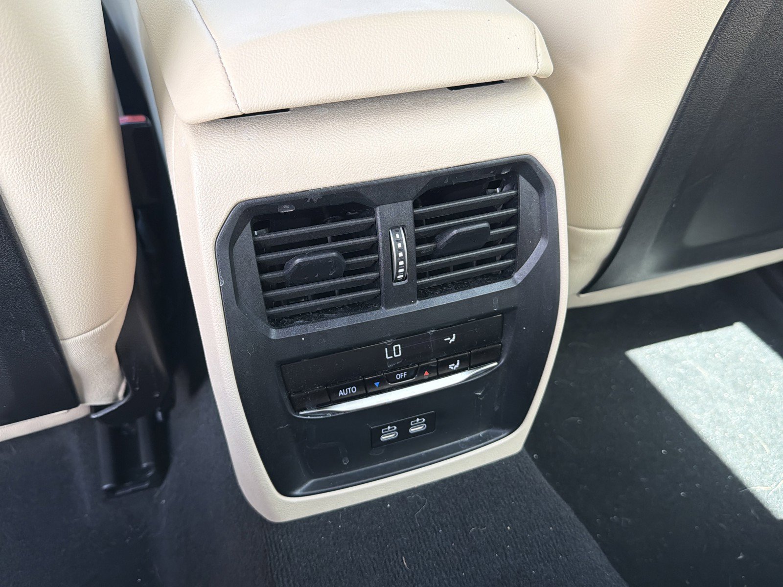 New 2025 BMW 330i Sedan w/ M Sport Package RWD image 18