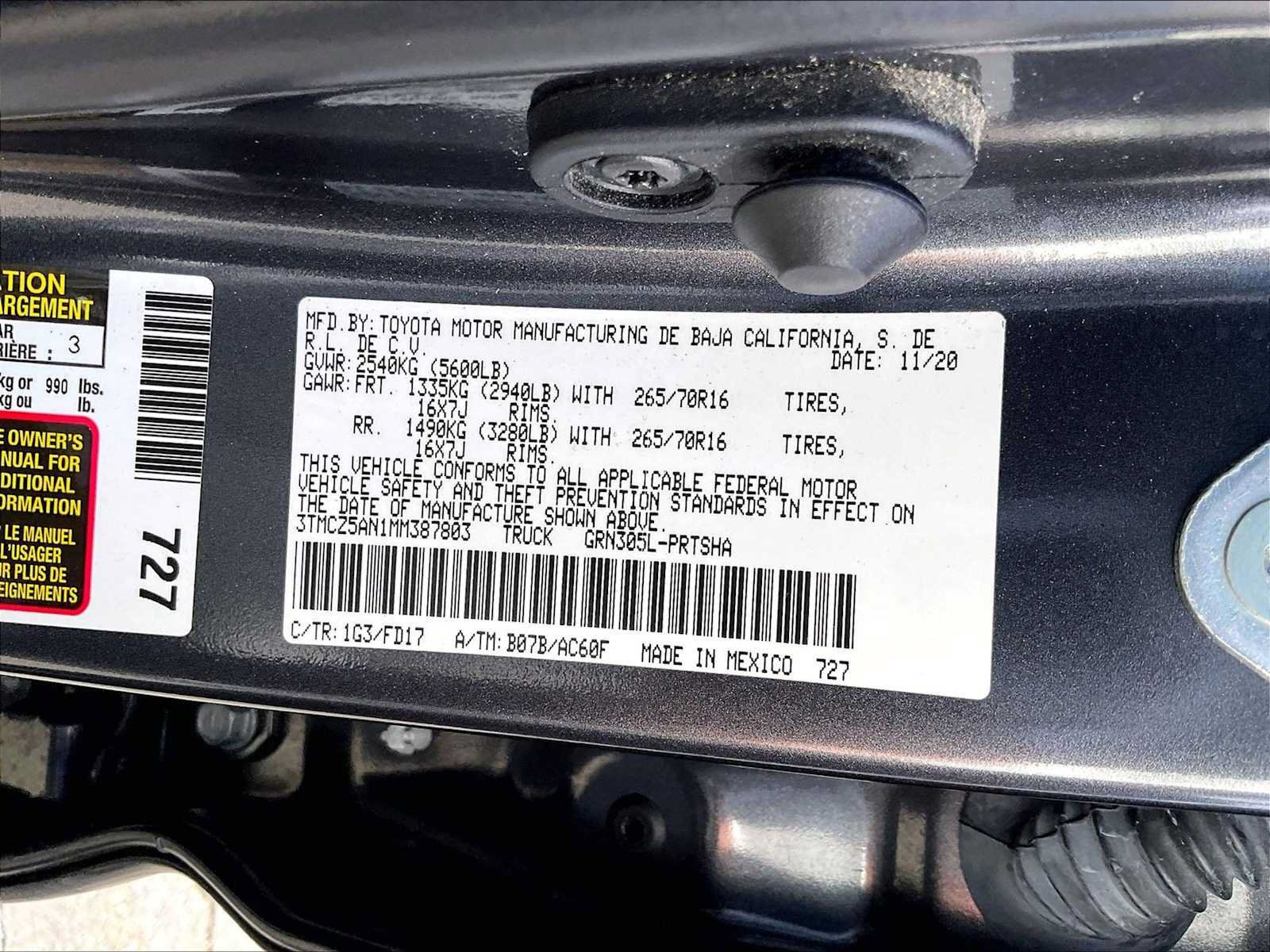 Used 2021 Toyota Tacoma TRD Off-Road AWD/4WD image 35