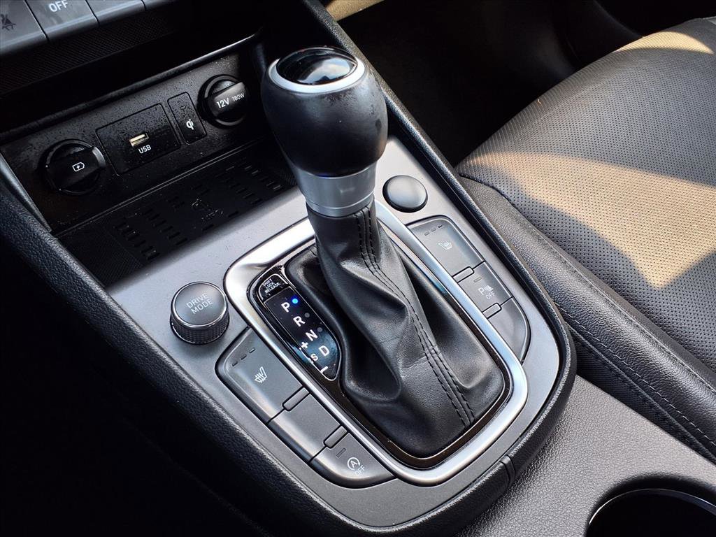 Used 2023 Hyundai Kona Limited w/ Cargo Package image 12