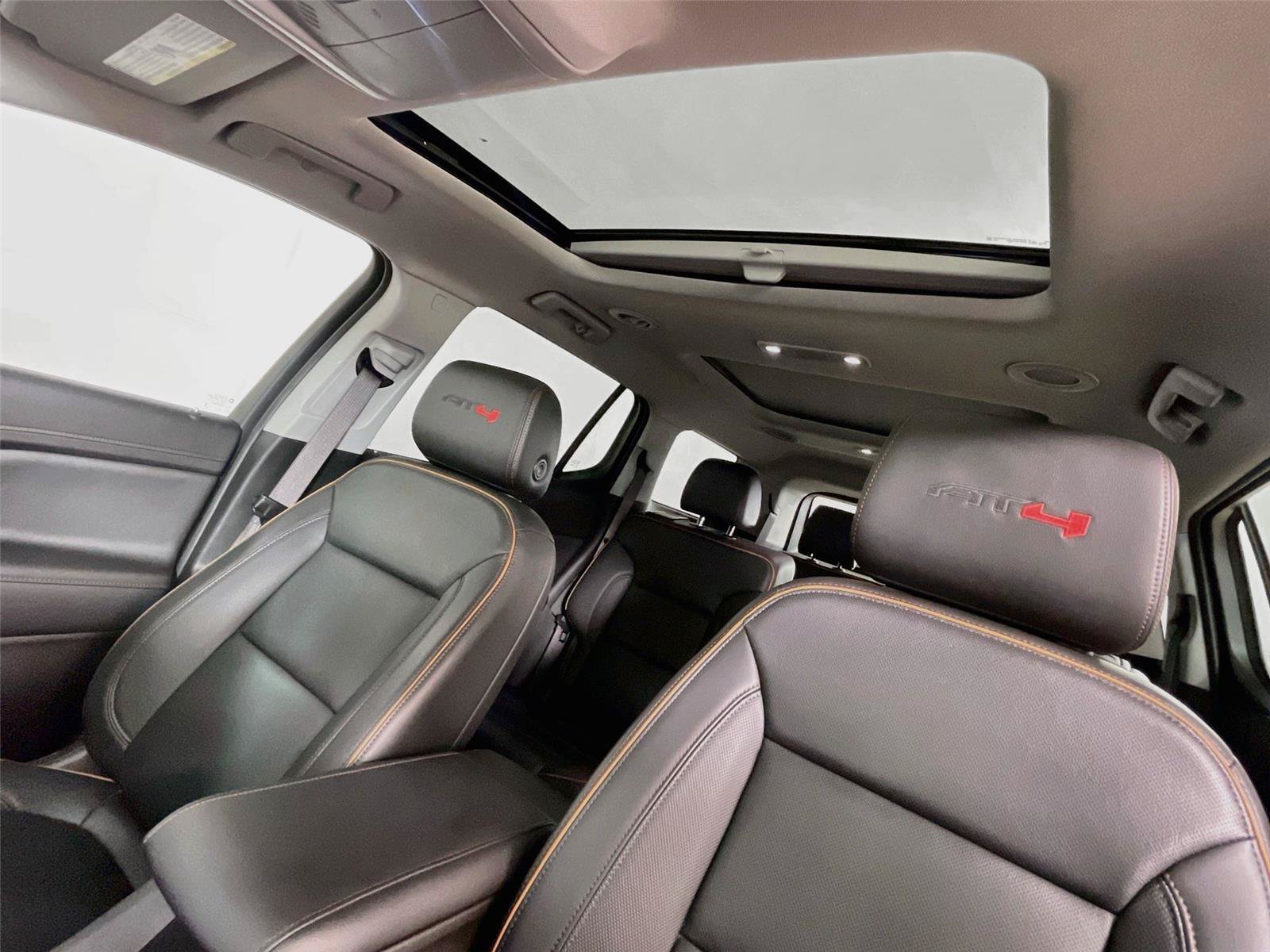 Used 2023 GMC Acadia AT4 w/ Technology Package AWD/4WD image 11