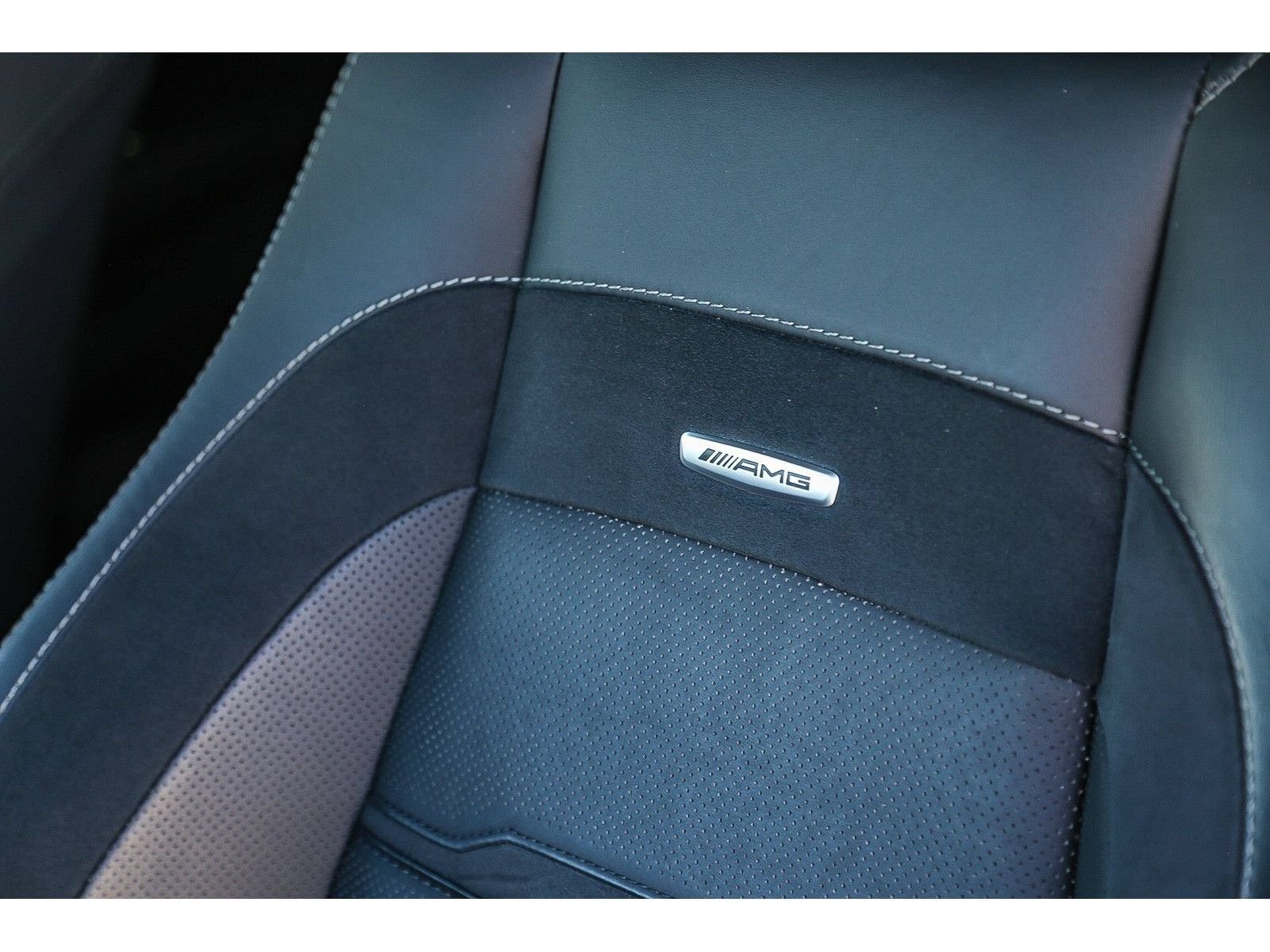 Certified 2024 Mercedes-Benz GLE 53 AMG 4MATIC image 24