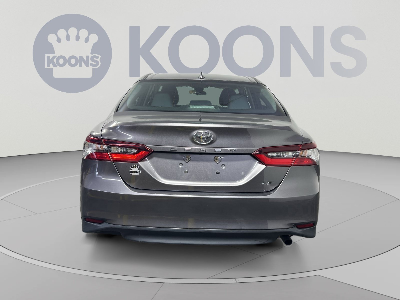 Used 2021 Toyota Camry LE FWD image 5