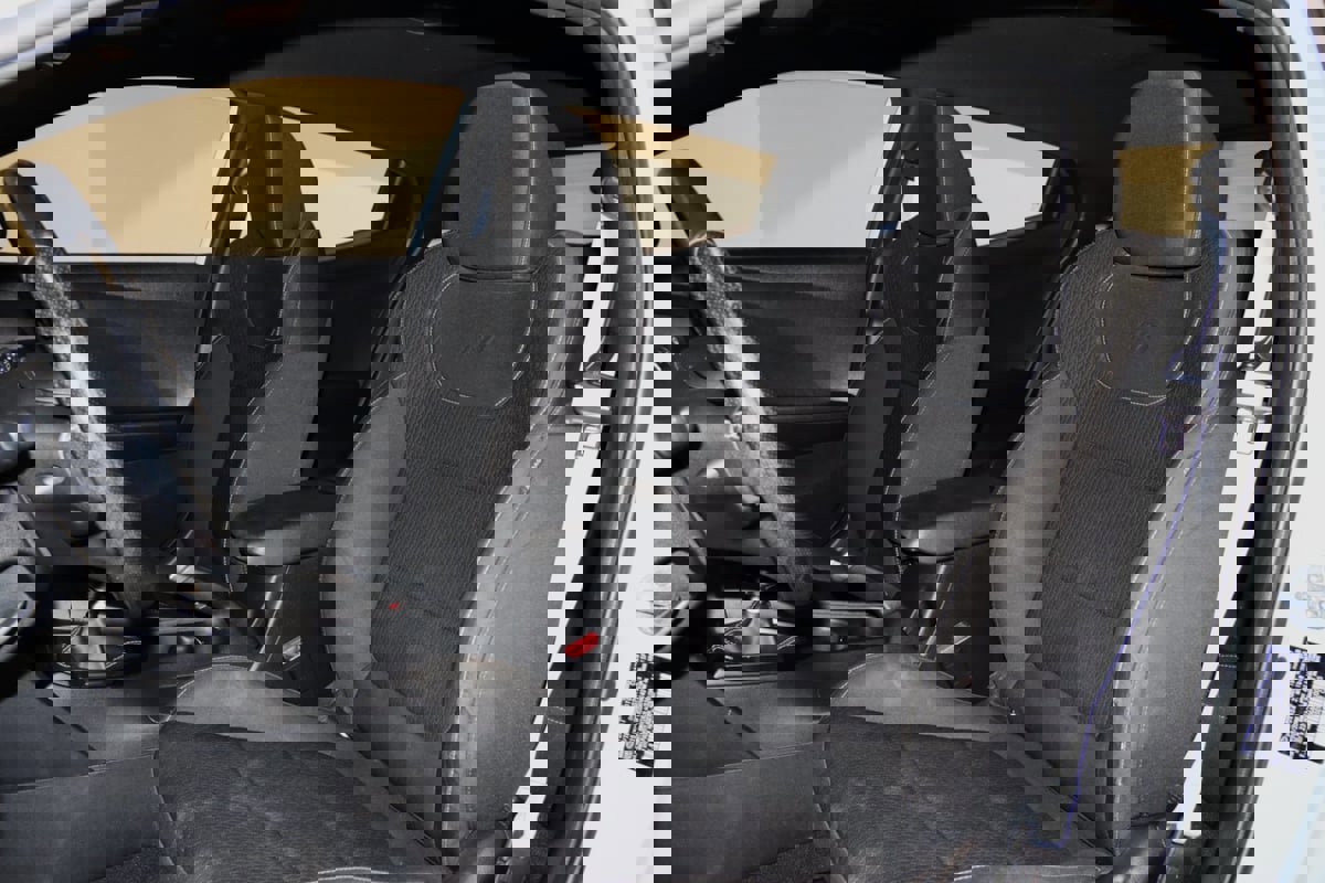 Used 2019 Hyundai Veloster N N w/ Performance Package image 27