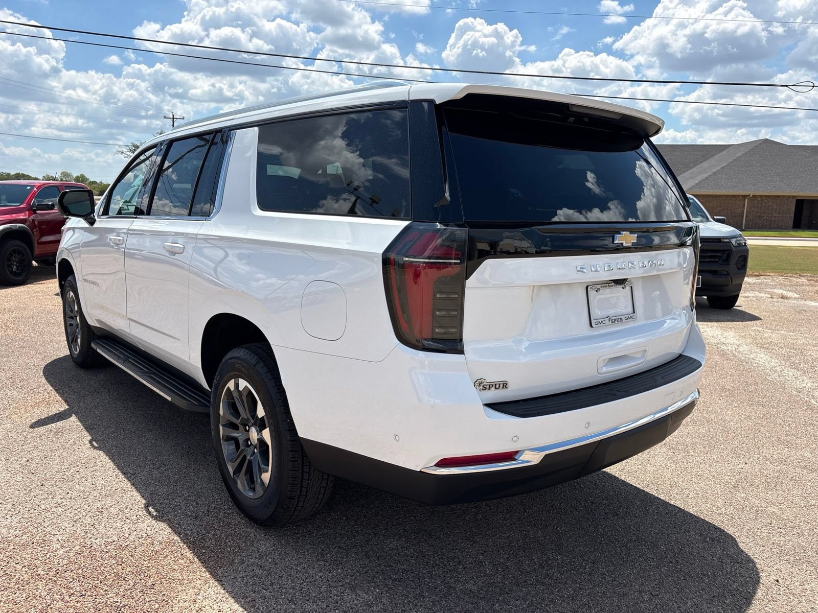 New 2026 Chevrolet Suburban LS RWD image 4