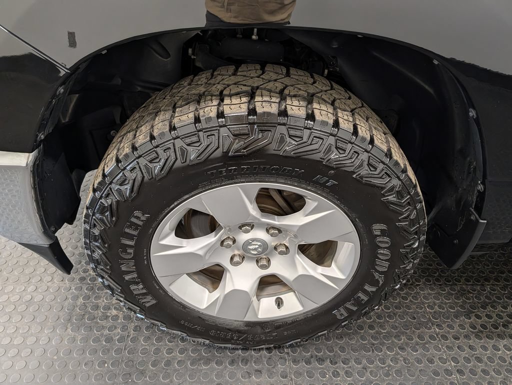 Used 2020 RAM 1500 Big Horn AWD/4WD image 7