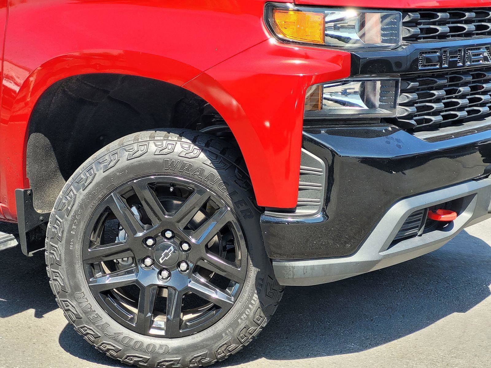Used 2021 Chevrolet Silverado 1500 Custom Trail Boss w/ LPO, Dark Essentials Package AWD/4WD image 5