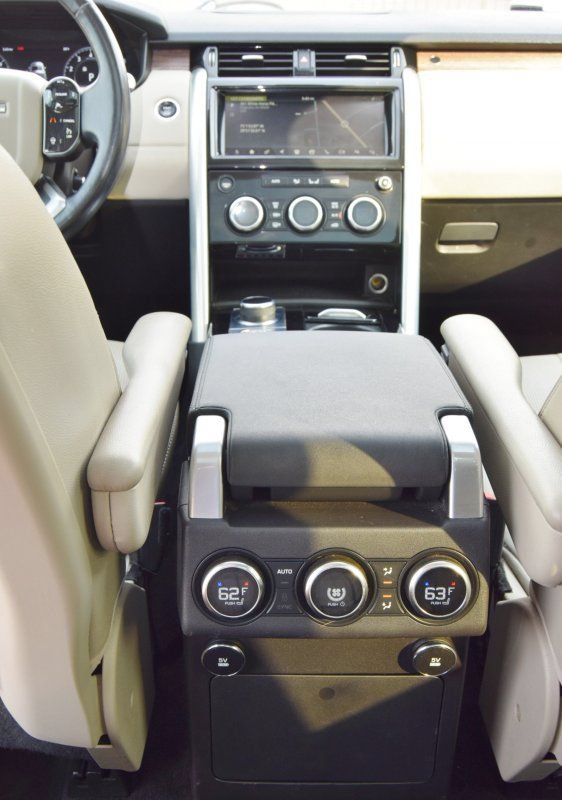 Used 2019 Land Rover Discovery HSE AWD/4WD image 30