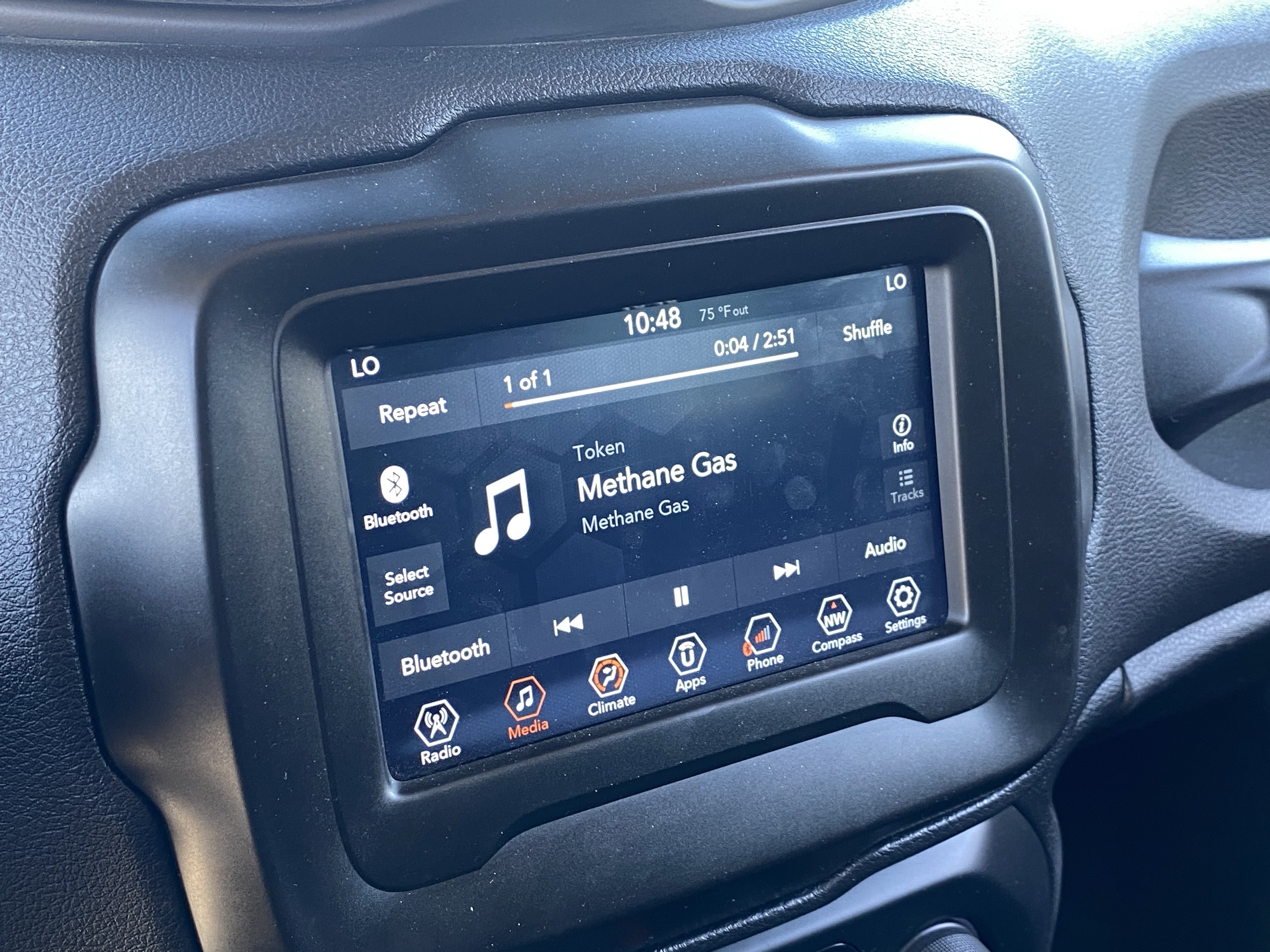 Used 2021 Jeep Renegade Latitude FWD image 22