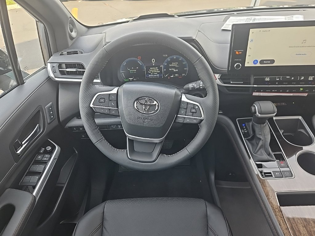 New 2026 Toyota Sienna Platinum AWD/4WD image 13