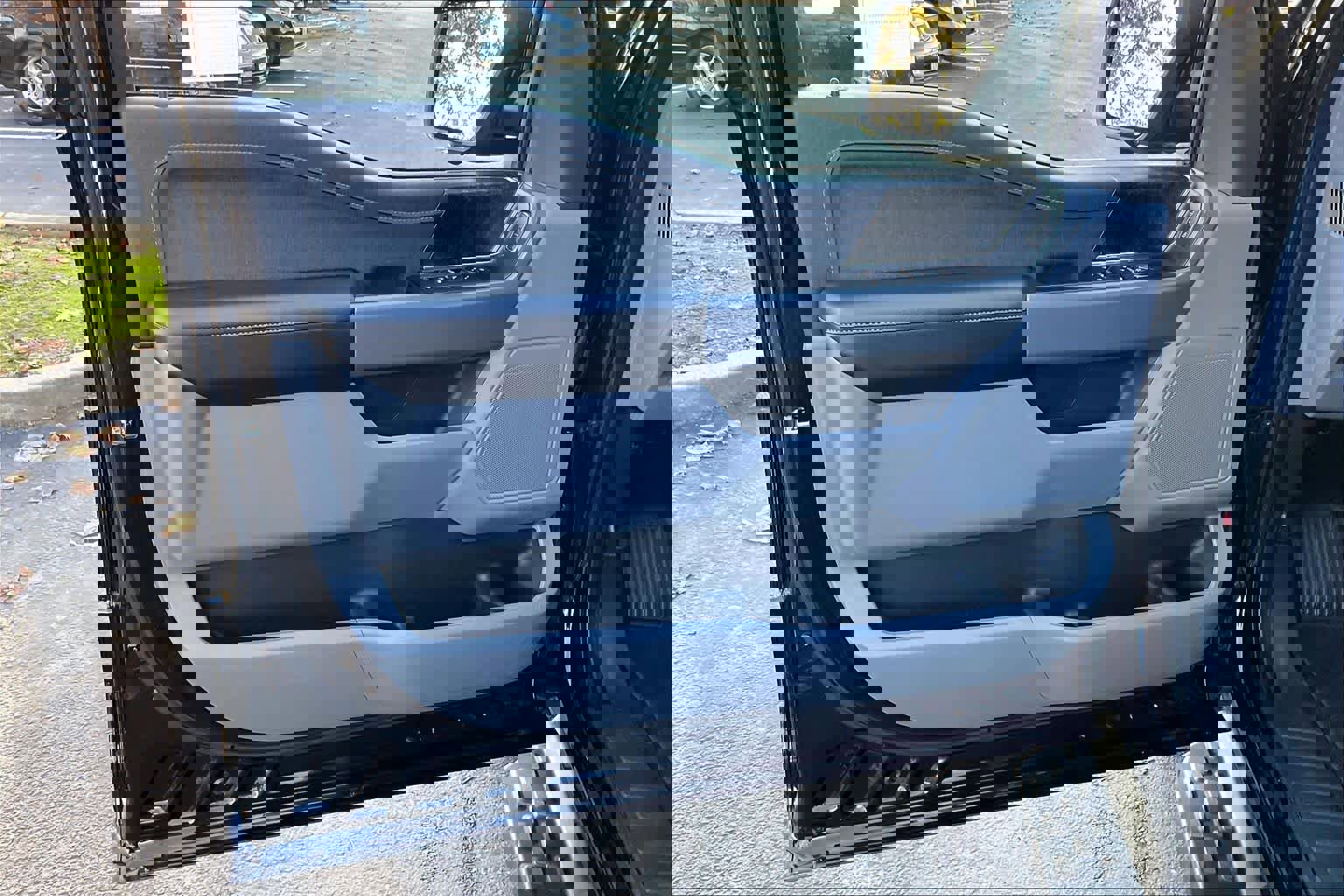 Used 2023 Ford F150 Lightning XLT w/ Equipment Group 312A High image 23