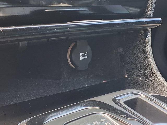 Used 2017 Chrysler 300 S RWD image 26
