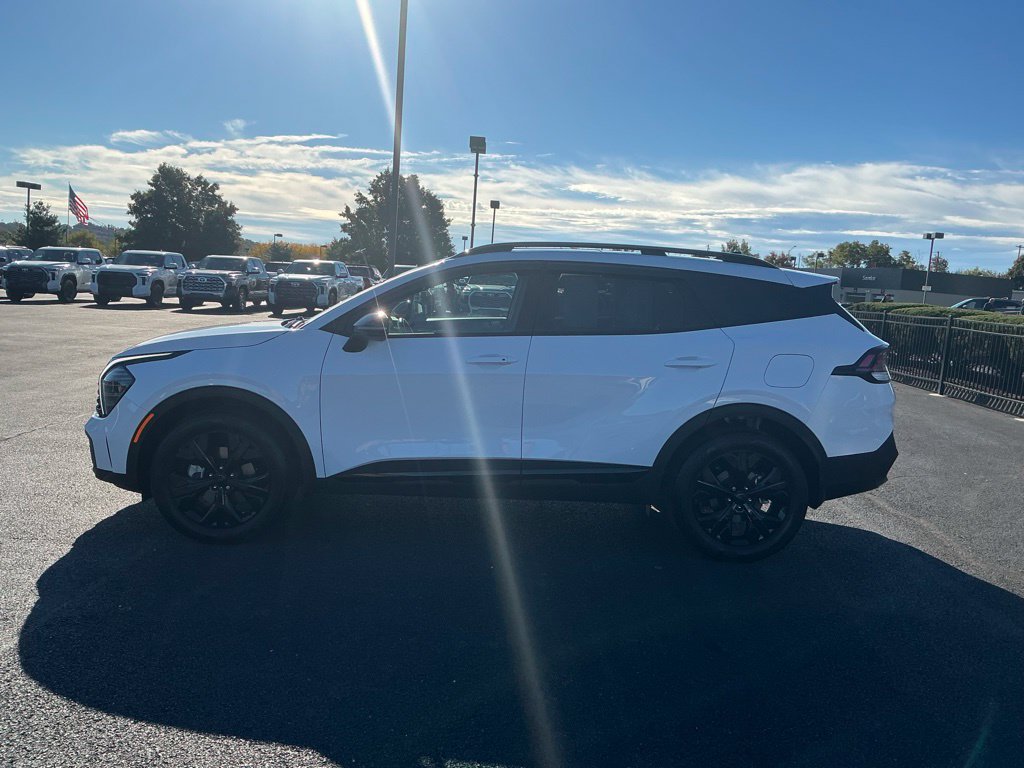 Used 2025 Kia Sportage X-Line w/ Premium Package AWD/4WD image 13