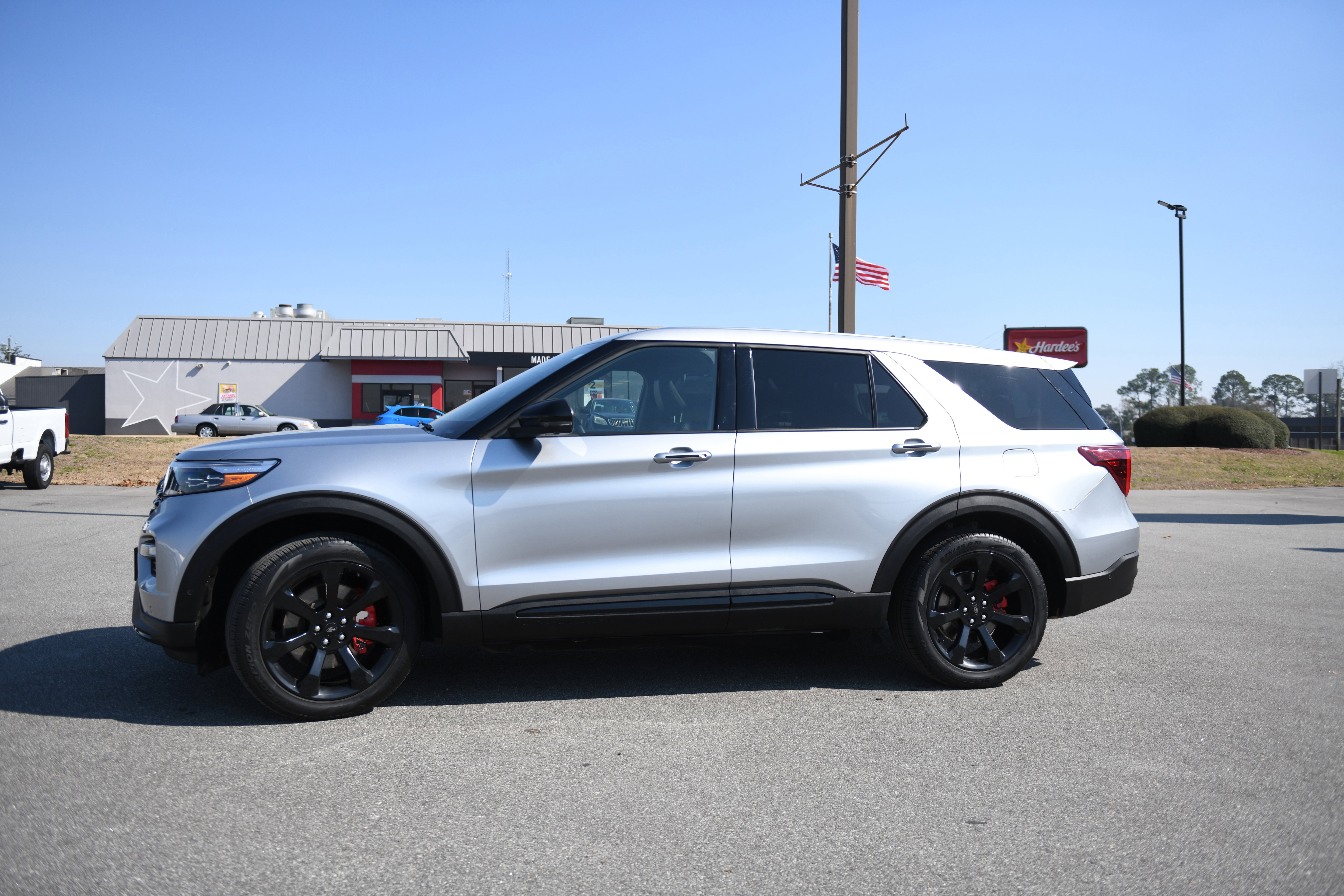 Used 2021 Ford Explorer ST w/ Equipment Group 401A image 5