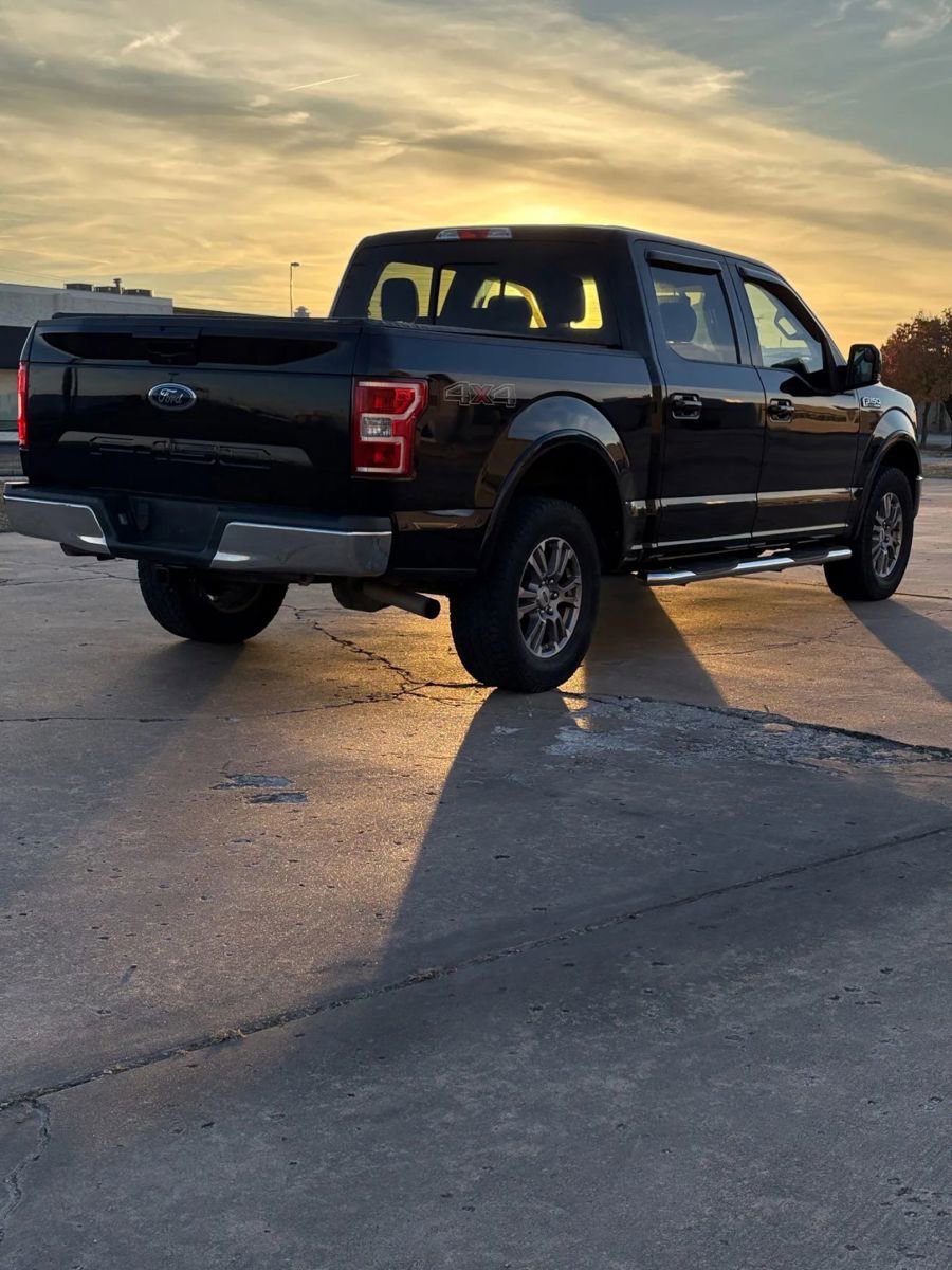 Used 2018 Ford F150 Lariat image 2