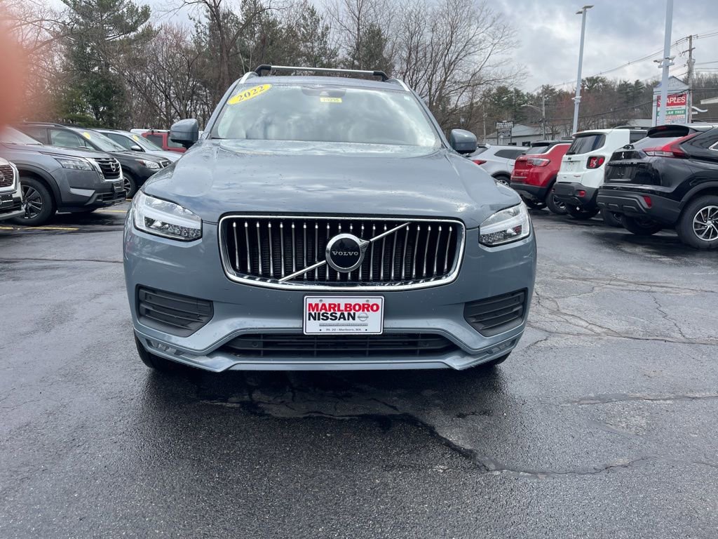 Used 2022 Volvo XC90 T5 Momentum AWD/4WD image 2