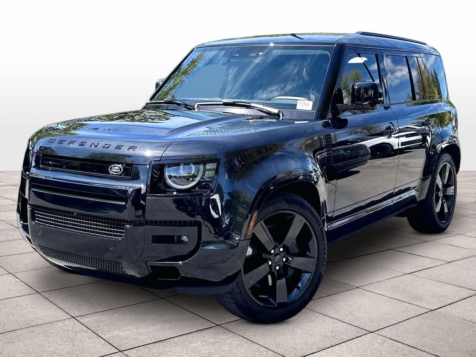 Used 2026 Land Rover Defender 110 X-Dynamic SE AWD/4WD image 1