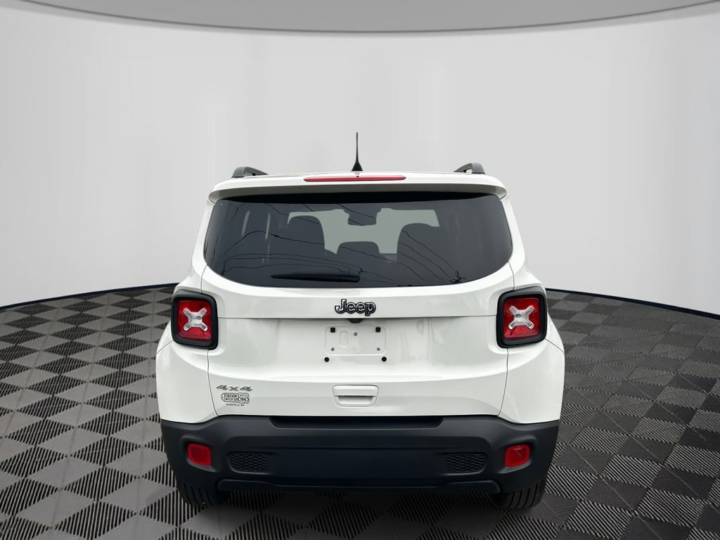 Used 2023 Jeep Renegade Latitude w/ Premium Group image 6