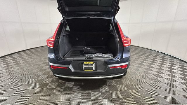 Used 2021 Volvo XC40 T5 Inscription w/ Climate Package AWD/4WD image 27