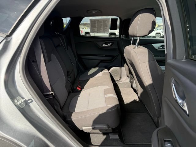 Used 2025 Chevrolet Blazer LT FWD image 19