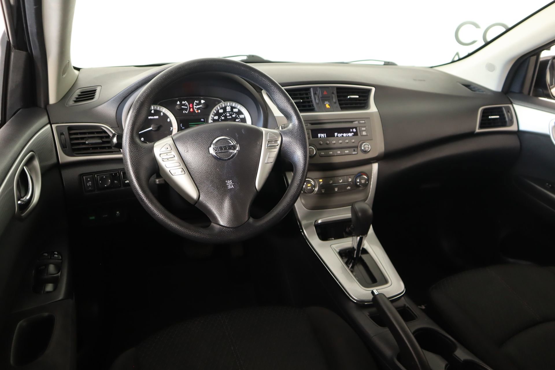 Used 2014 Nissan Sentra SR image 2