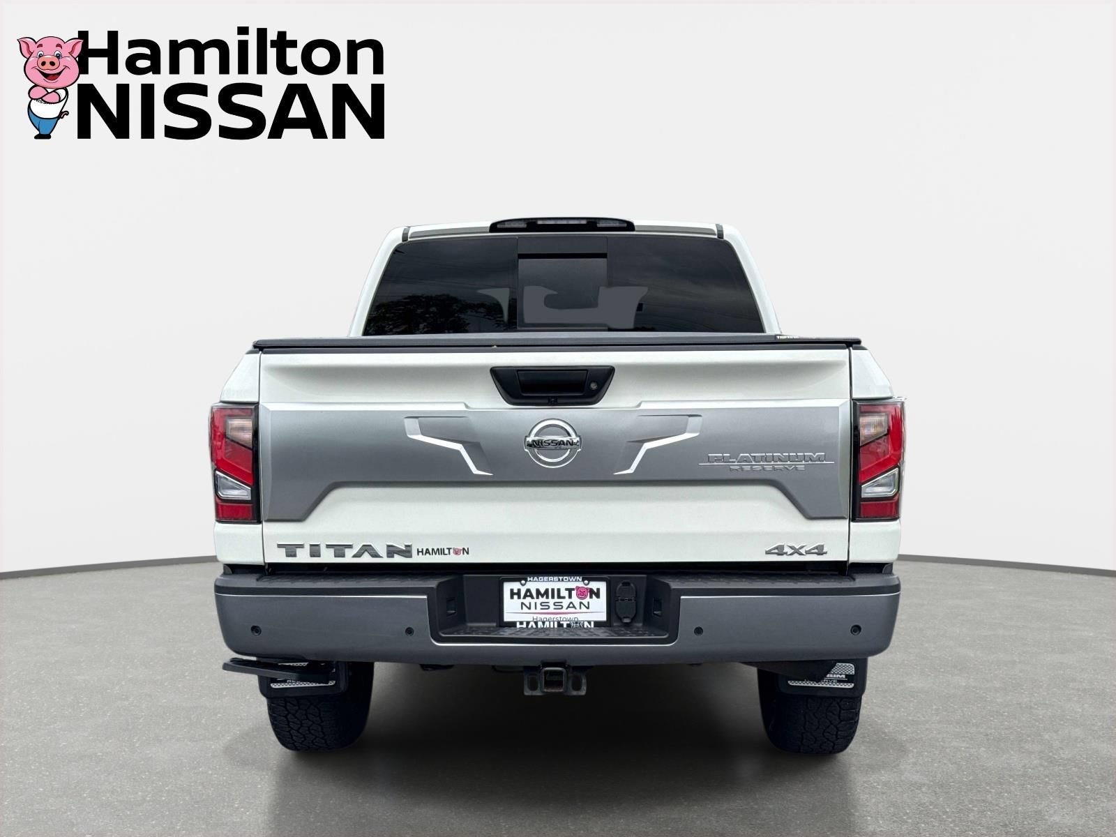 Used 2021 Nissan Titan Platinum Reserve w/ Moonroof Package AWD/4WD image 3