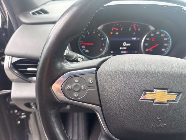Used 2022 Chevrolet Traverse LT FWD image 14