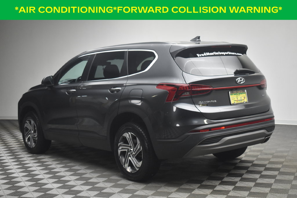 Used 2023 Hyundai Santa Fe SE AWD/4WD image 4