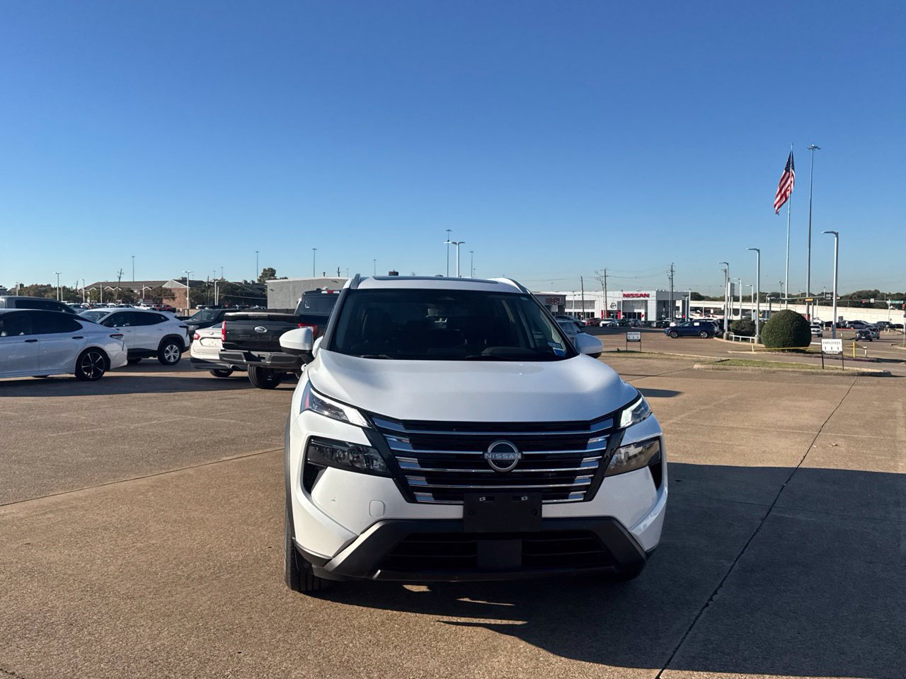 Certified 2024 Nissan Rogue SV w/ SV Premium Package FWD image 6