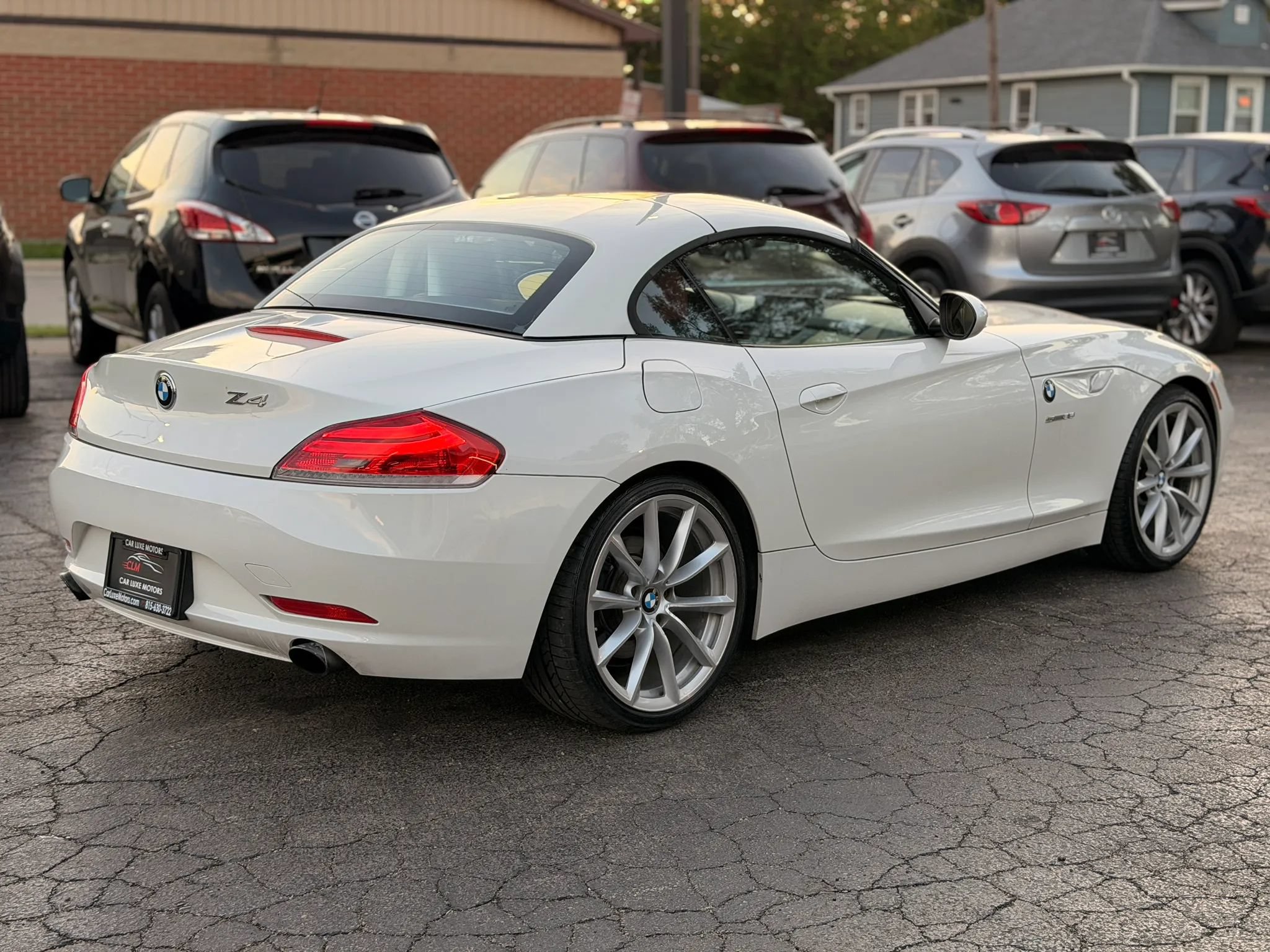 Used 2010 BMW Z4 sDrive35i RWD image 6