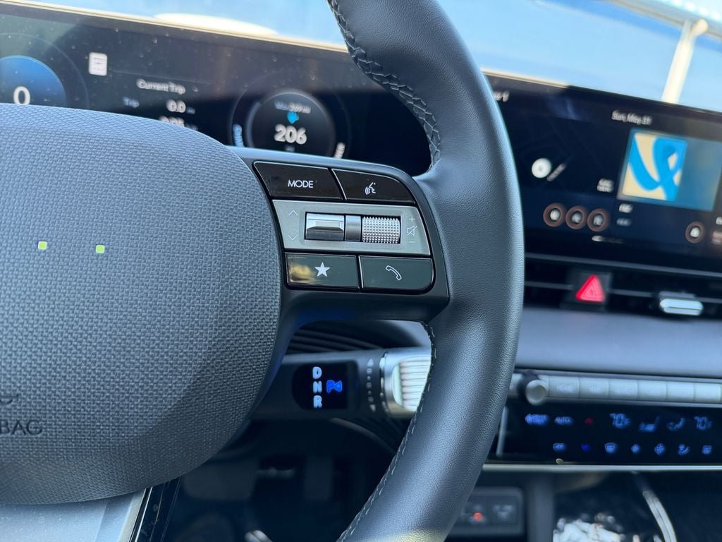 Used 2025 Hyundai Ioniq 5 Limited AWD/4WD image 16