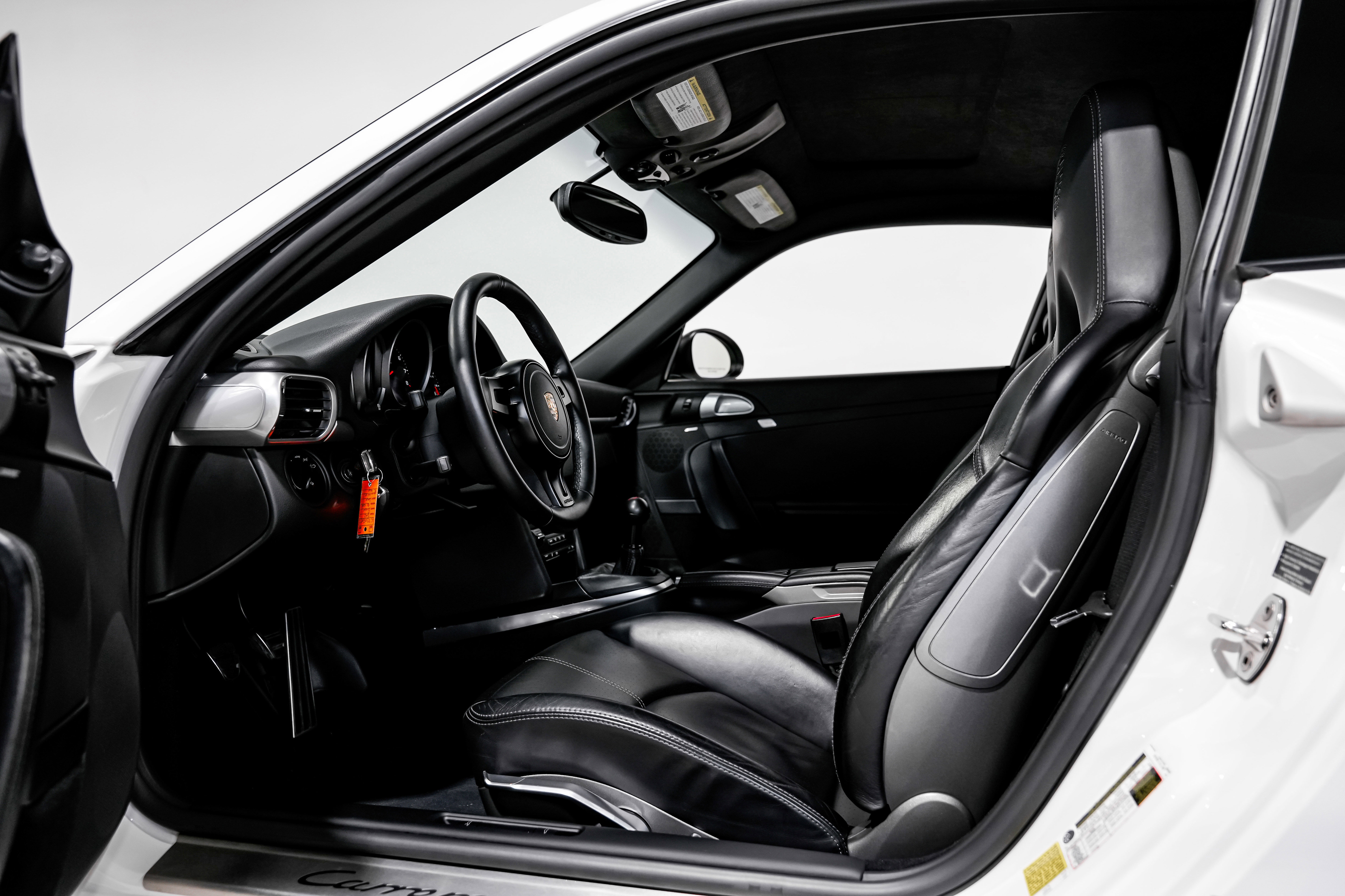 Used 2012 Porsche 911 Carrera GTS image 18