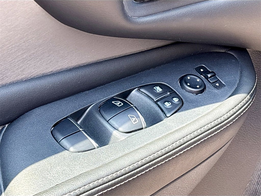 Used 2024 Nissan Murano SL image 18