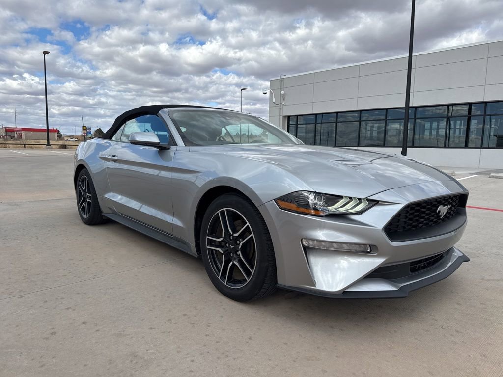 Used 2022 Ford Mustang Premium image 5