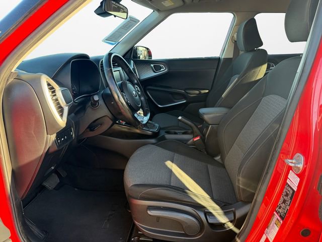 Used 2020 Kia Soul GT-Line FWD image 9