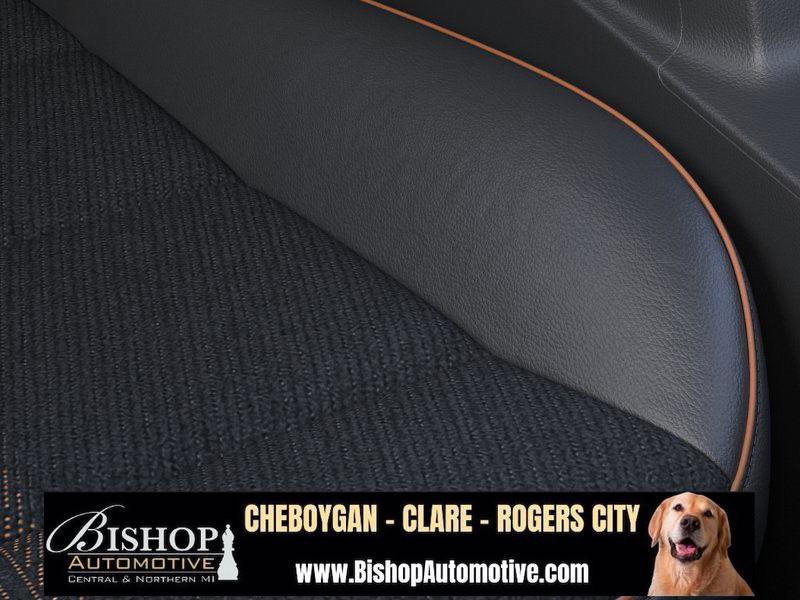 New 2026 GMC Canyon AT4 image 24