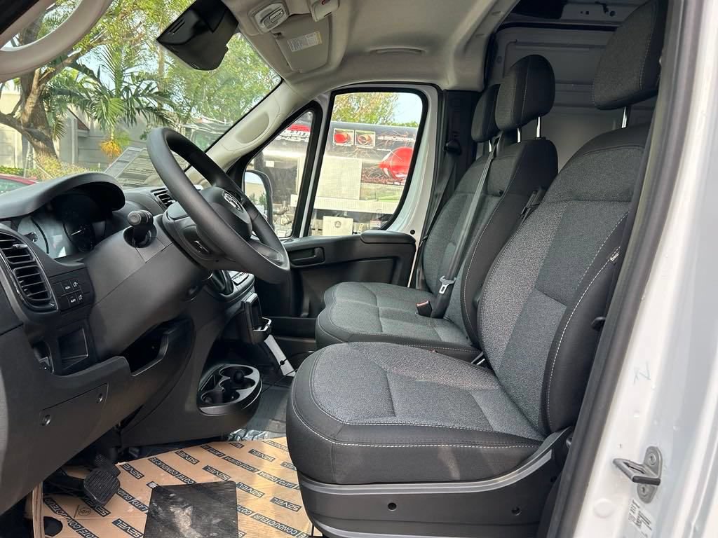 New 2024 RAM ProMaster 2500 w/ Upfitter's Prep Package FWD image 6
