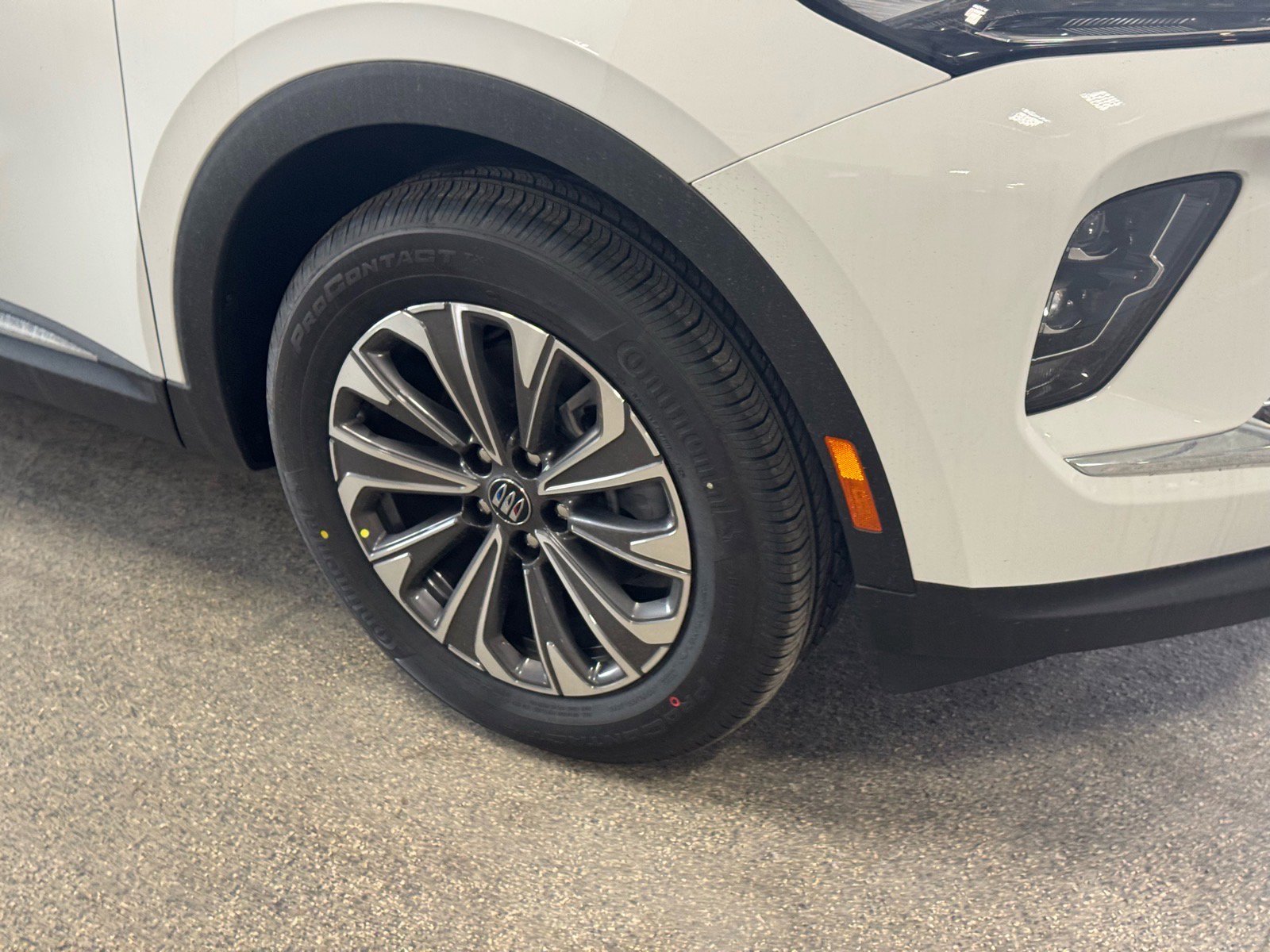 New 2026 Buick Envision Preferred image 4