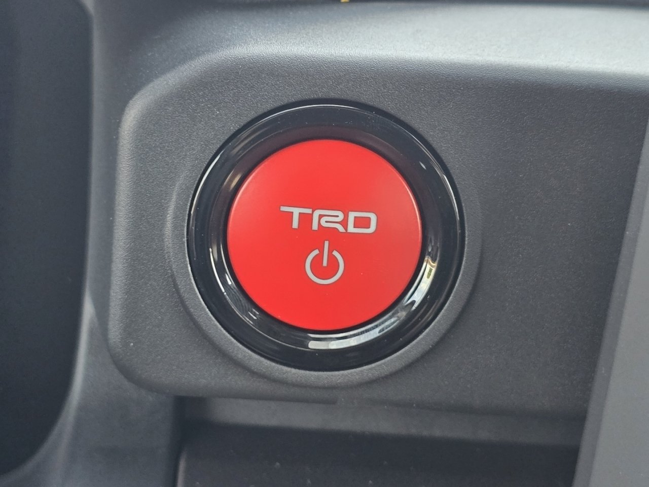 New 2026 Toyota Tacoma TRD Off-Road AWD/4WD image 31