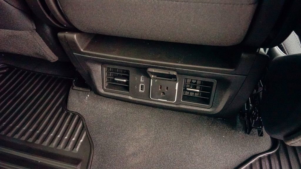 New 2026 GMC Sierra 1500 Elevation image 17