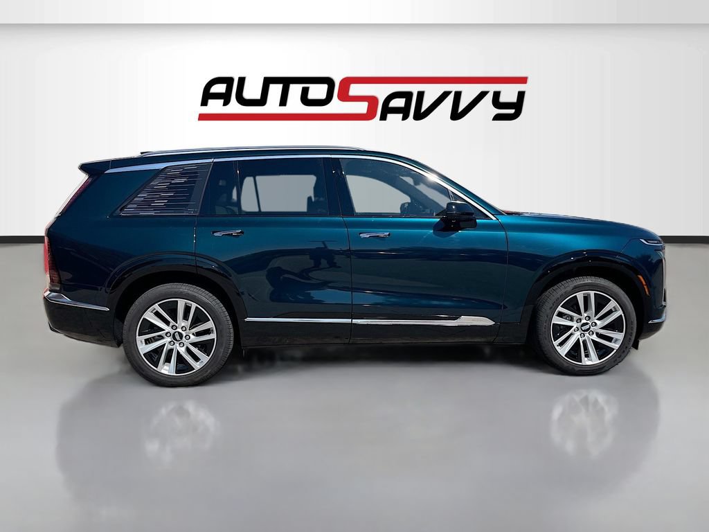 Used 2026 Cadillac Vistiq Luxury AWD/4WD image 8