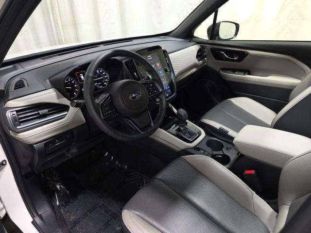 Used 2025 Subaru Forester Limited image 25