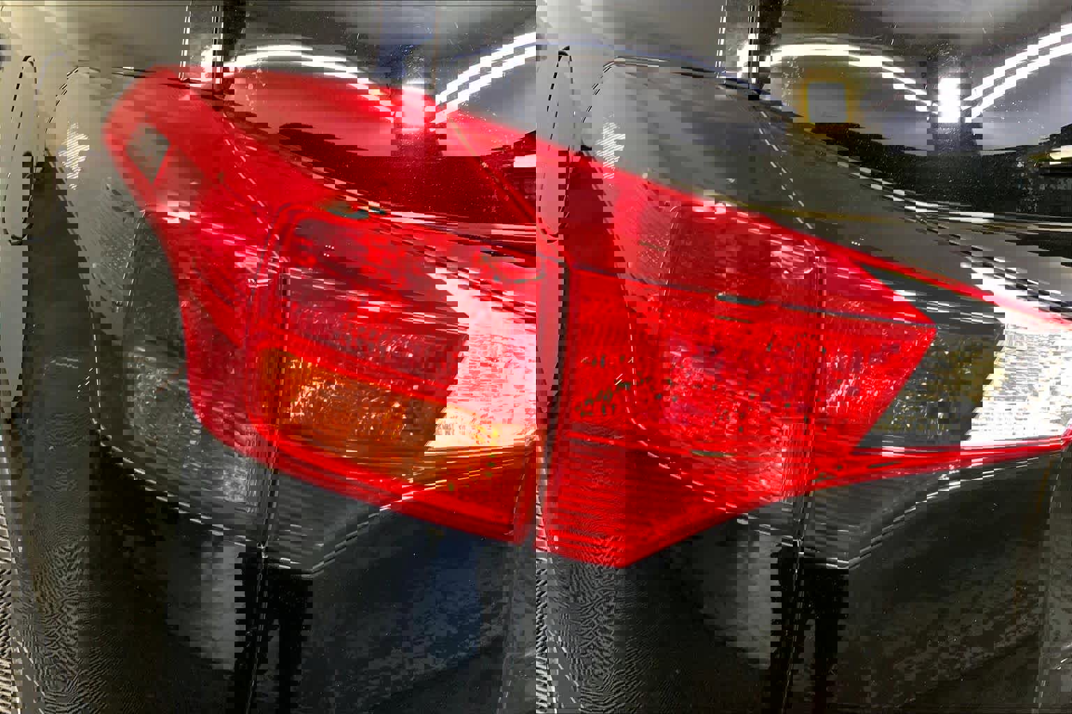 Used 2015 Toyota RAV4 Limited image 27